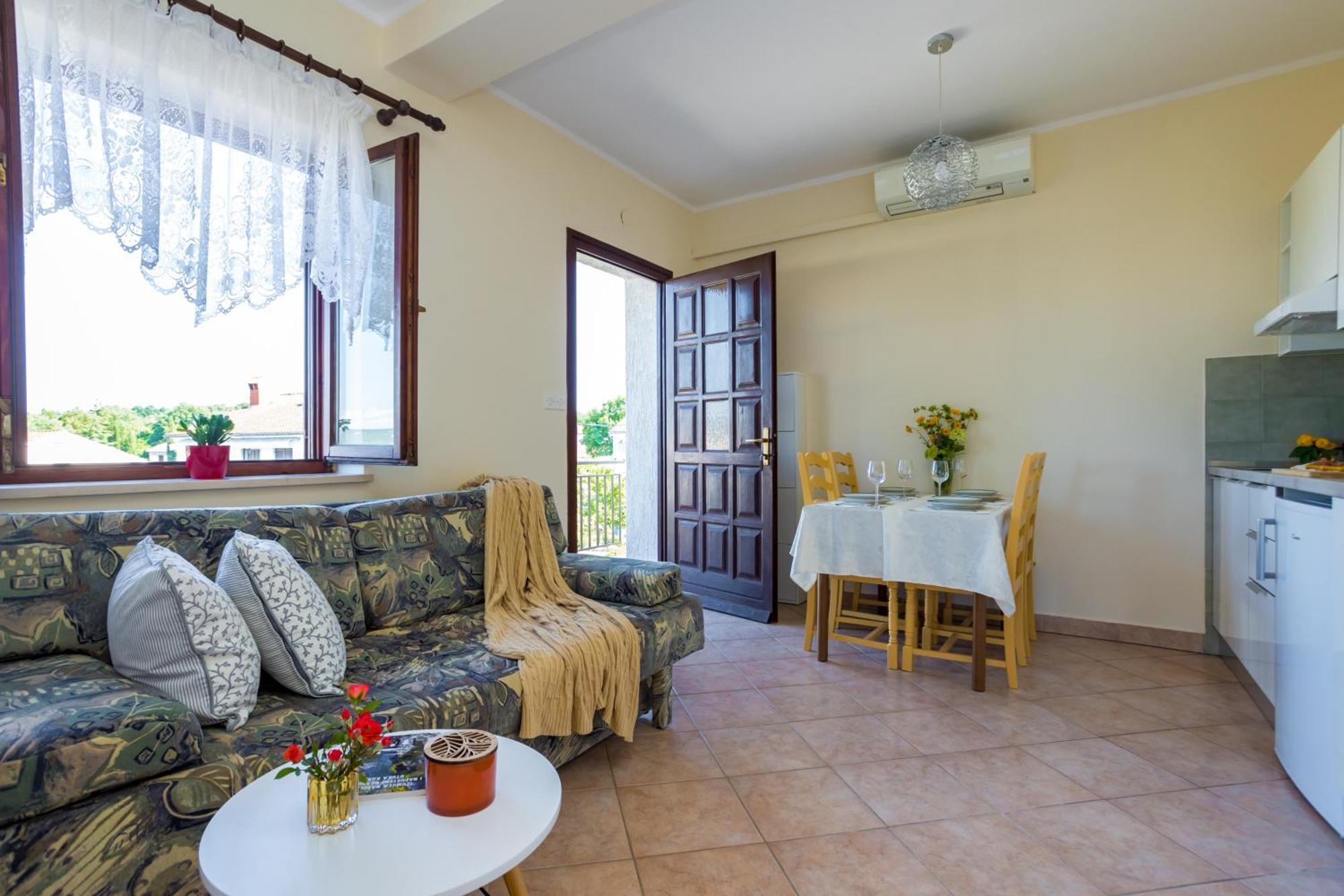 Apartments And Rooms Kod Keti مالينسكا المظهر الخارجي الصورة