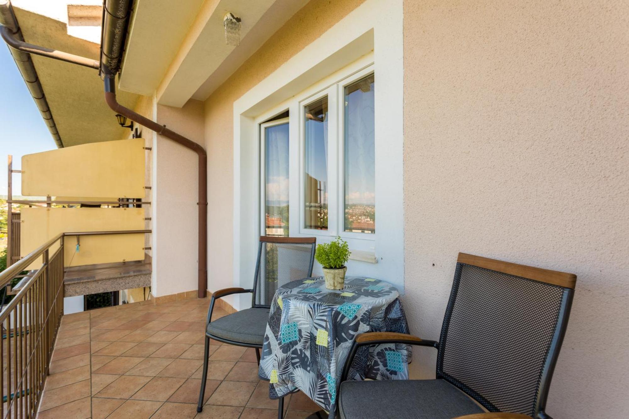 Apartments And Rooms Kod Keti مالينسكا المظهر الخارجي الصورة