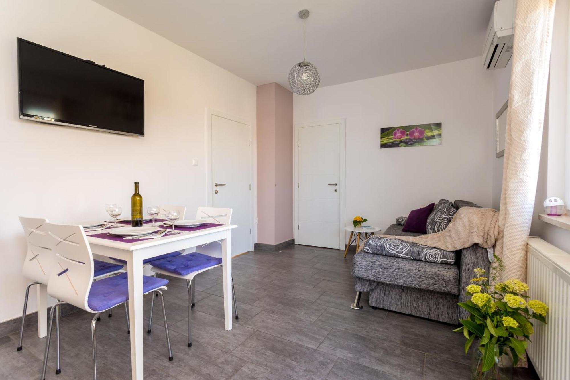 Apartments And Rooms Kod Keti مالينسكا المظهر الخارجي الصورة